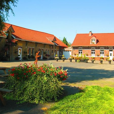 Camping Ferme Des Saules Hotel Bailleul  Buitenkant foto